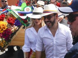 Cierre de lujo en Medellín: Federico Gutiérrez recibió al Gobierno nacional en el histórico Desfile de Silleteros