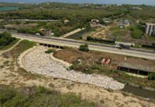 Multarán con casi $1 millón a los ciudadanos que arrojen basura al arroyo León Multarán con casi $1 millón a los ciudadanos que arrojen basura al arroyo León