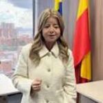 Ministerio de Transporte frena los CALE y evita alza en licencias de conducción que superarían los $2 millones Ministerio de Transporte frena los CALE y evita alza en licencias de conducción que superarían los $2 millones