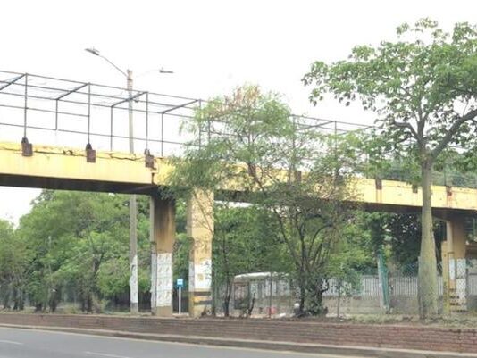 Seguridad para miles de estudiantes: anuncian la reconstrucción del puente peatonal del INEM en Soledad Seguridad para miles de estudiantes: anuncian la reconstrucción del puente peatonal del INEM en Soledad