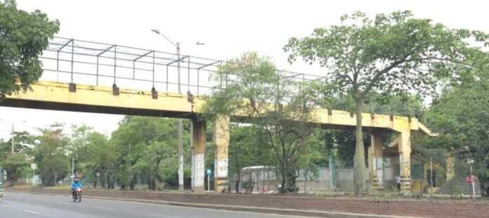 671e582d18a8b Seguridad para miles de estudiantes: anuncian la reconstrucción del puente peatonal del INEM en Soledad
