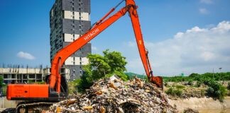 Retiran 5.800 toneladas de basura de 50 canales pluviales en Barranquilla Retiran 5.800 toneladas de basura de 50 canales pluviales en Barranquilla