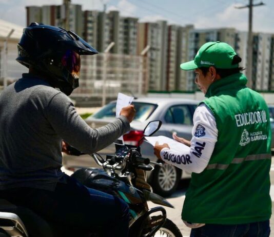 Atención conductores: la carrera 43C en Alameda del Río pasa a doble sentido este 1 de octubre Atención conductores: la carrera 43C en Alameda del Río pasa a doble sentido este 1 de octubre